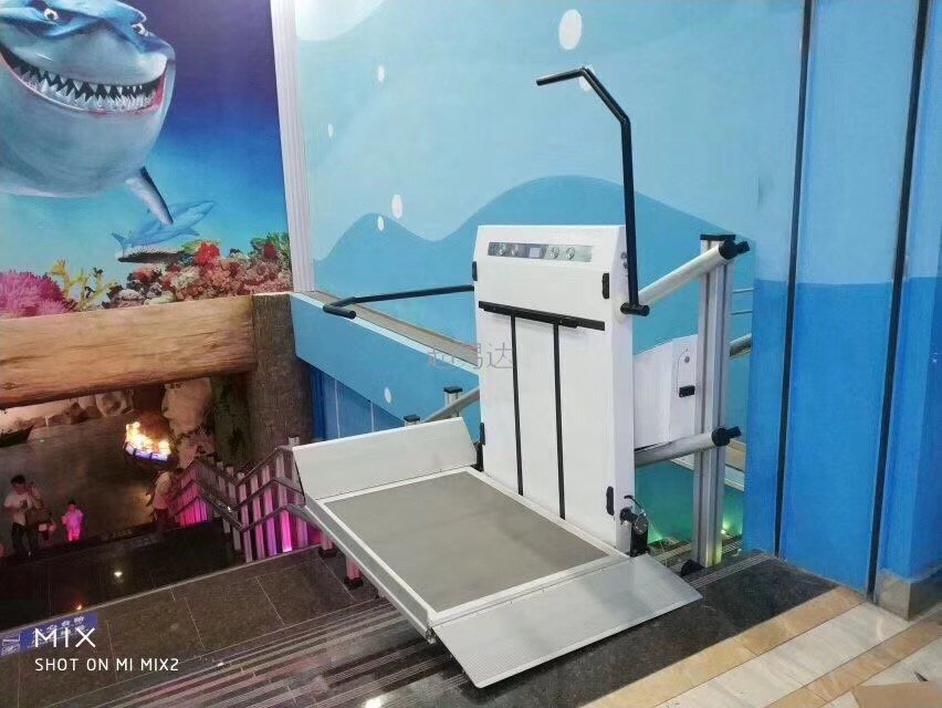 斜挂升降平台